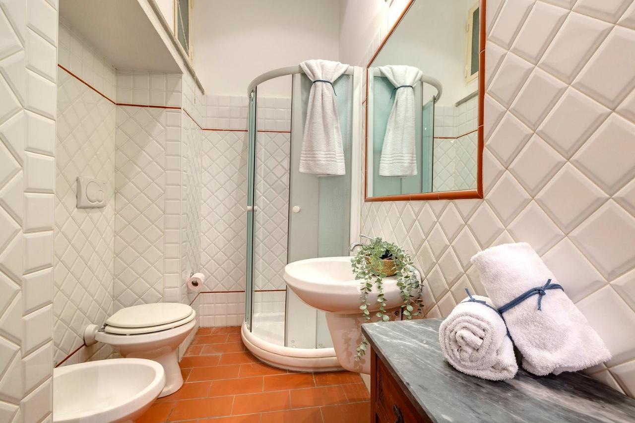 Vinegia N5 - Clemente & Settimo Apartments Firenze Bagian luar foto