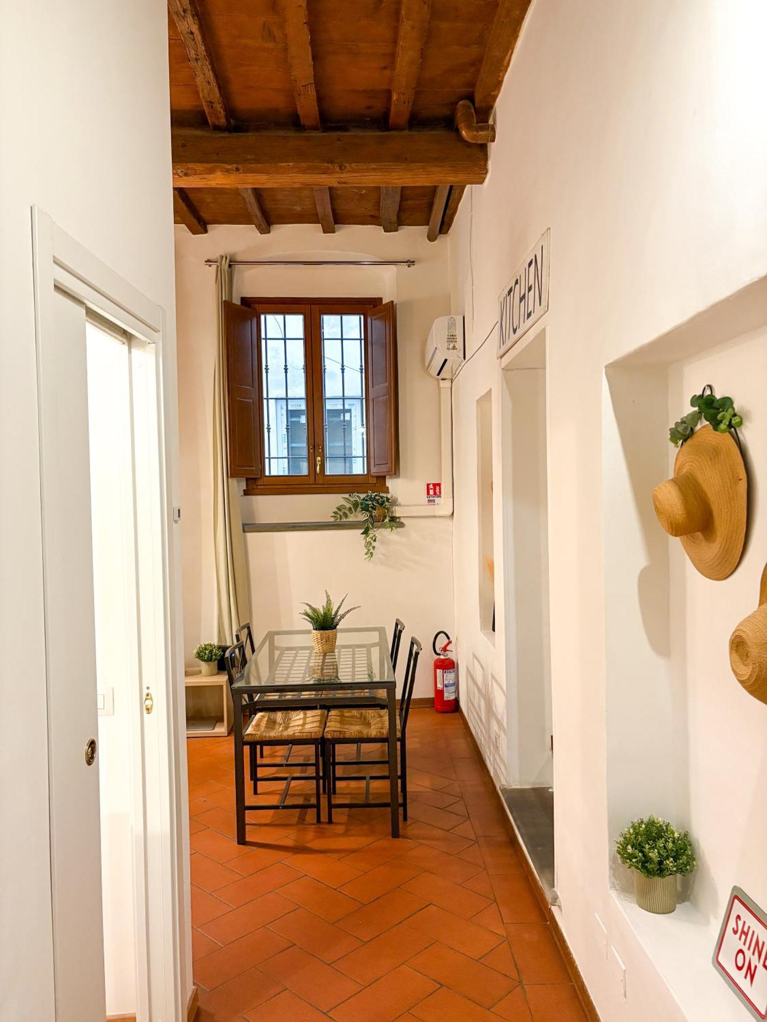 Vinegia N5 - Clemente & Settimo Apartments Firenze Bagian luar foto