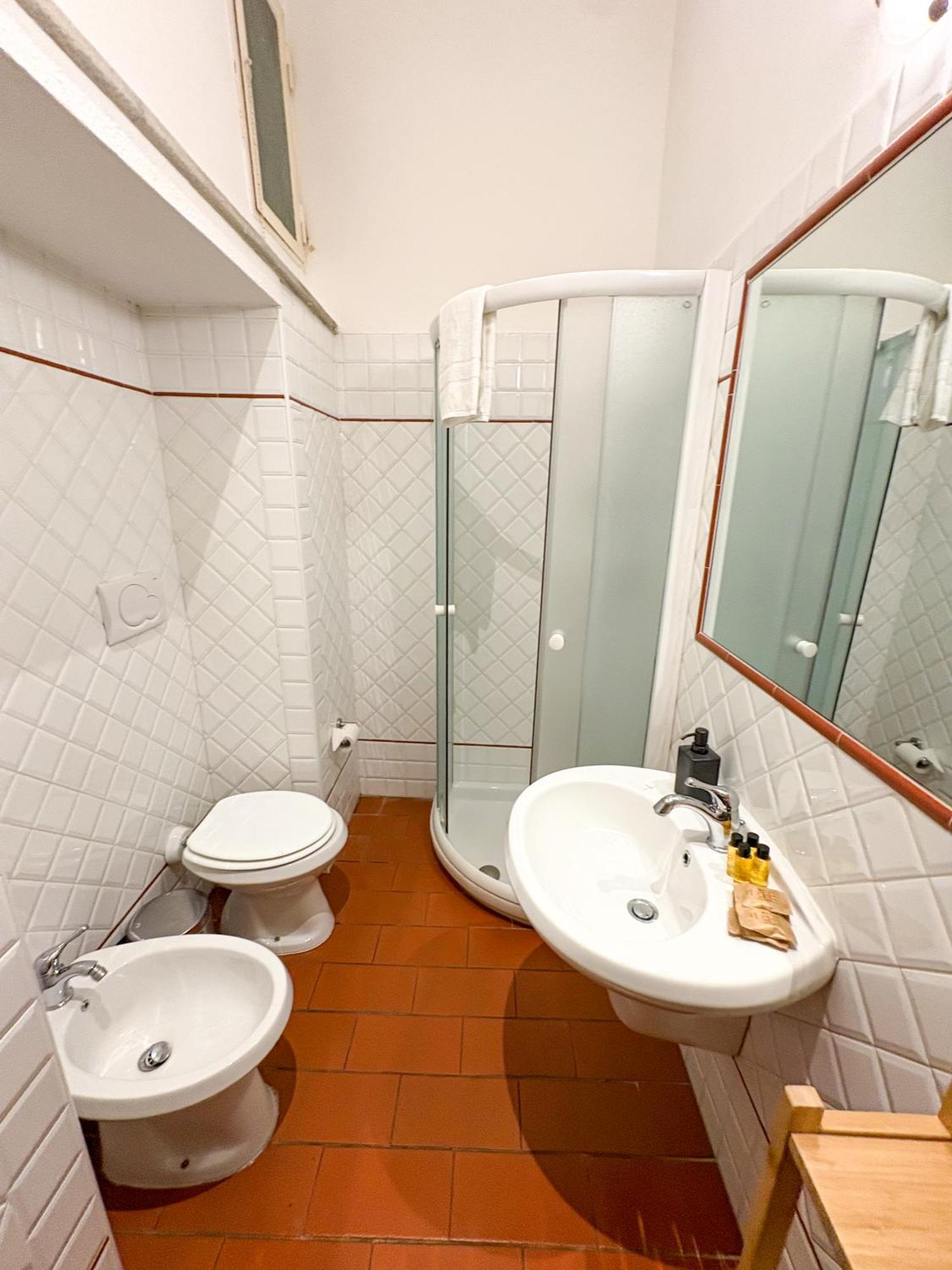 Vinegia N5 - Clemente & Settimo Apartments Firenze Bagian luar foto