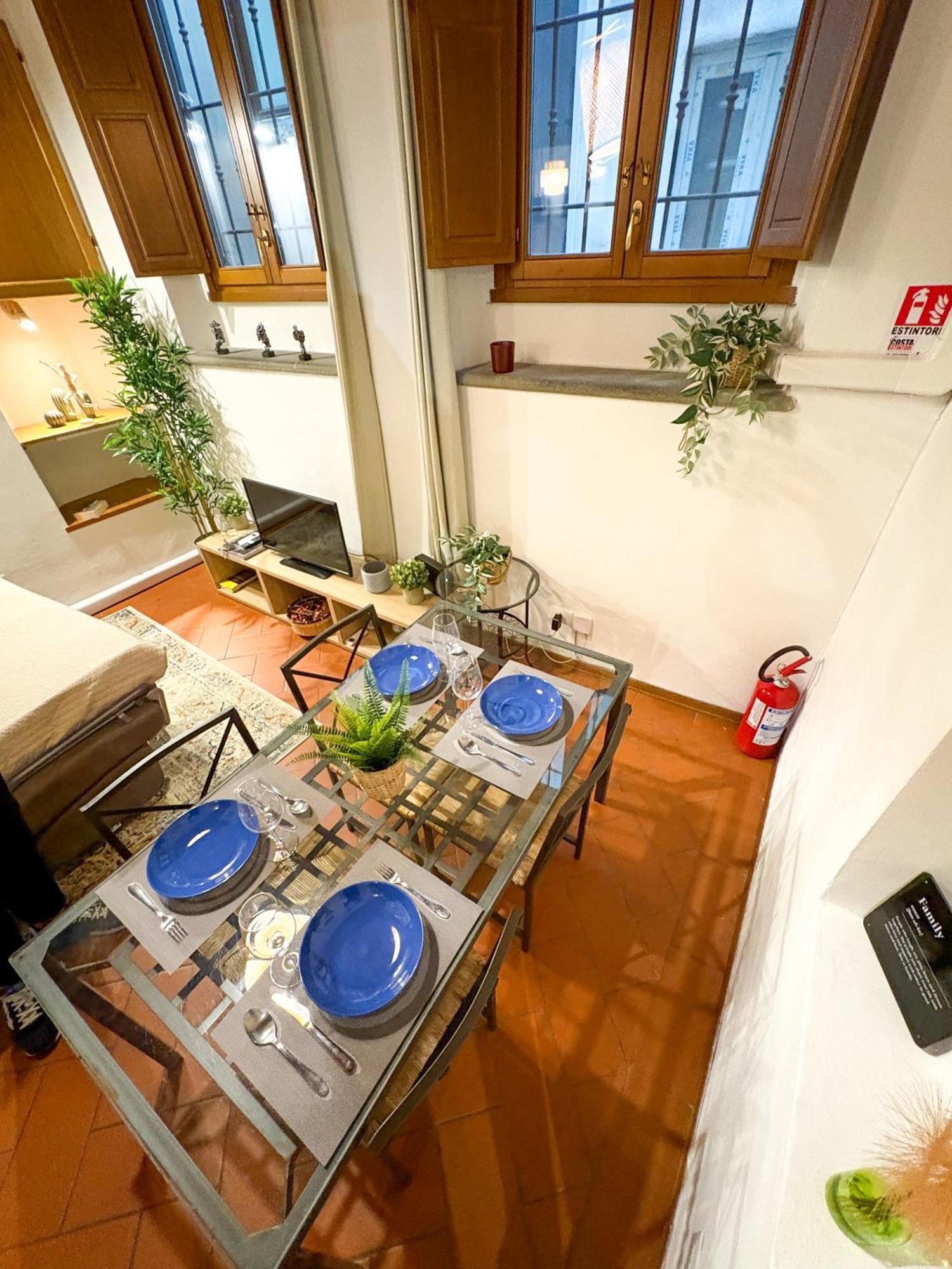 Vinegia N5 - Clemente & Settimo Apartments Firenze Bagian luar foto